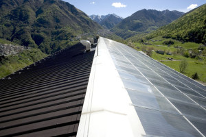 Centro formazione professionale, tetto solare multifunzionale Casargo (Lecco)
